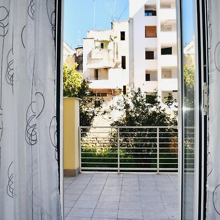 Miral One Apartment Bari Luaran gambar