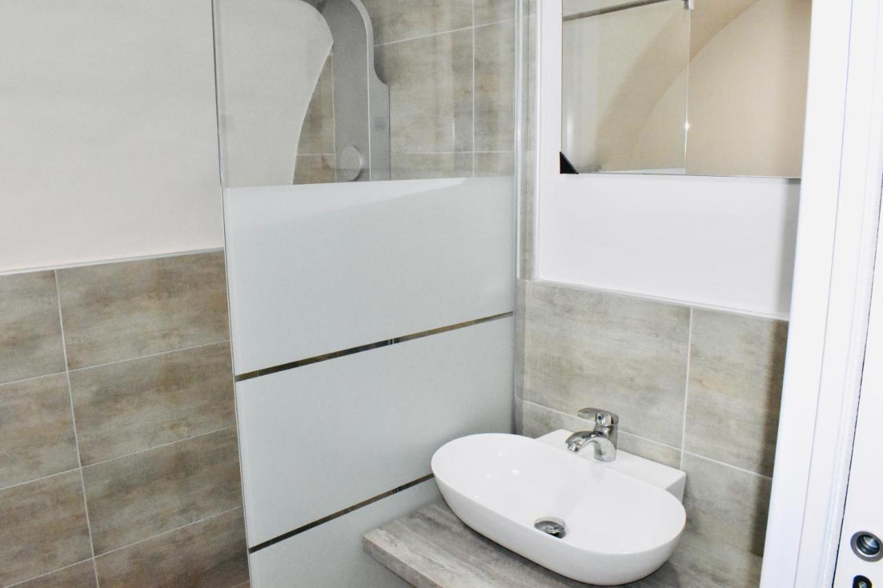 Miral One Apartment Bari Luaran gambar